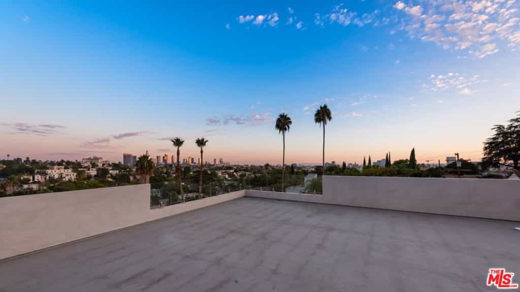 Condominium dans Los Angeles, California 11009948
