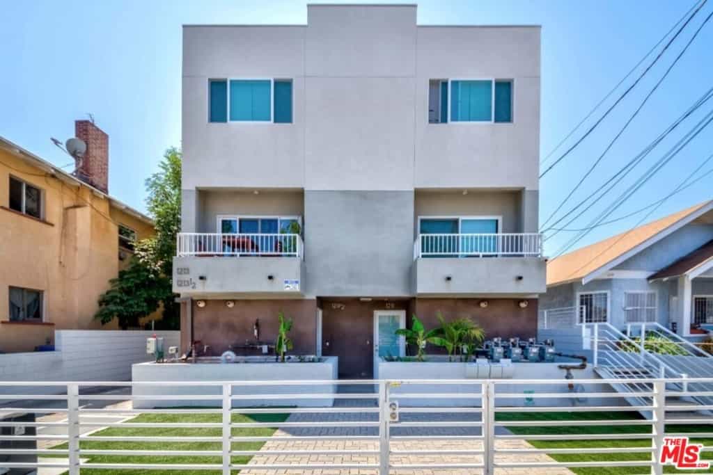 Condominium in Jefferson, California 11009964
