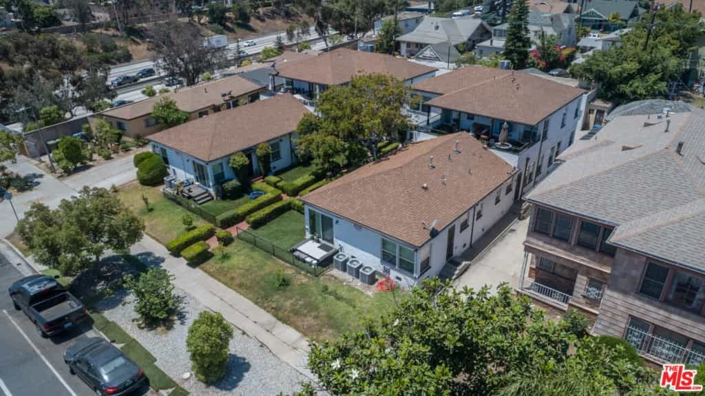 Condominium in Los Angeles, California 11010016