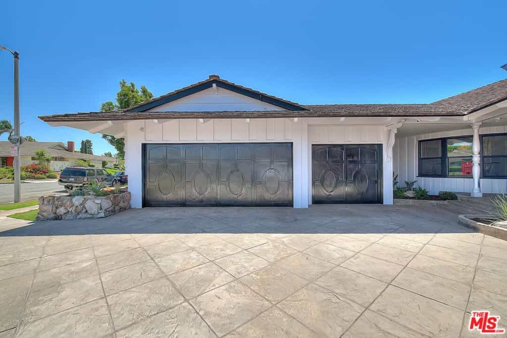 Dom w View Park-Windsor Hills, California 11010231