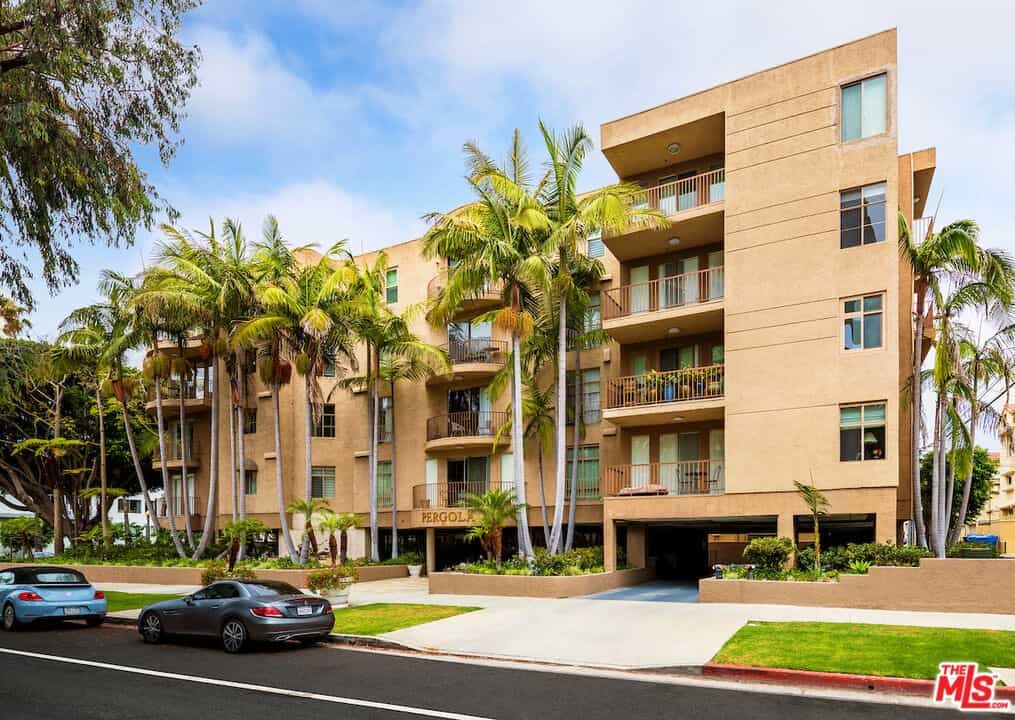 Condominium in Santa Monica, California 11010712