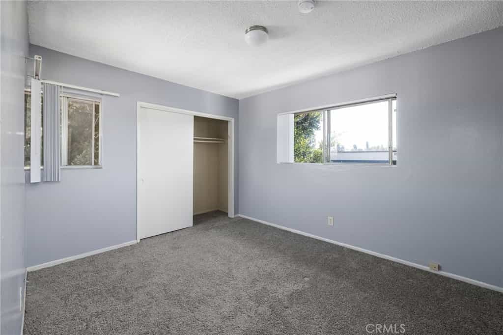公寓 在 Inglewood, California 11010716