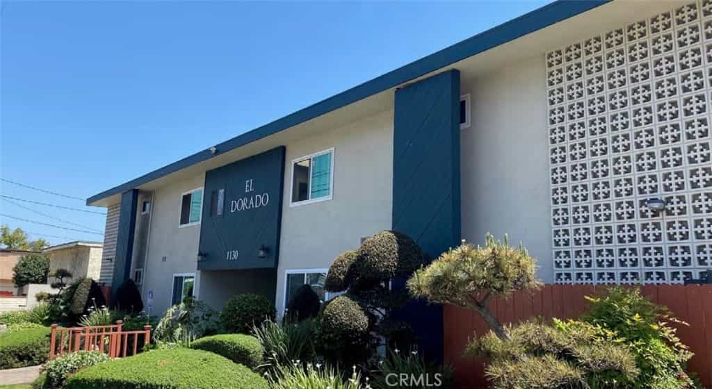 Condominium in Gardena, California 11010762