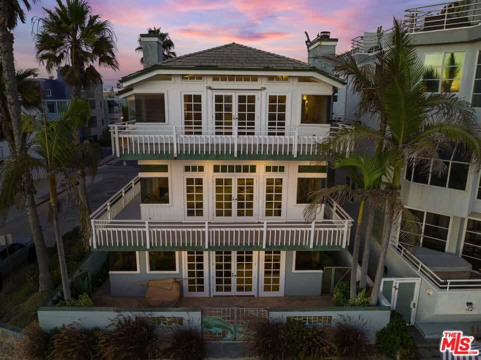 Condominium in Marina del Rey, California 11010846