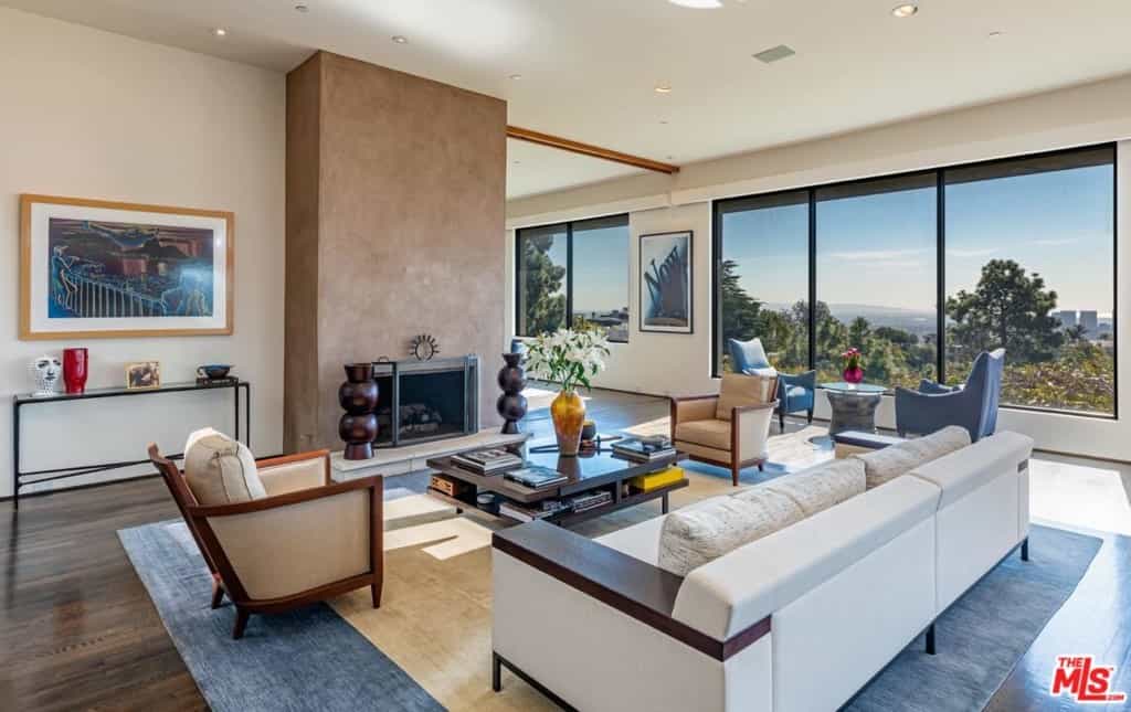 Condominium in Beverly Hills, California 11010865