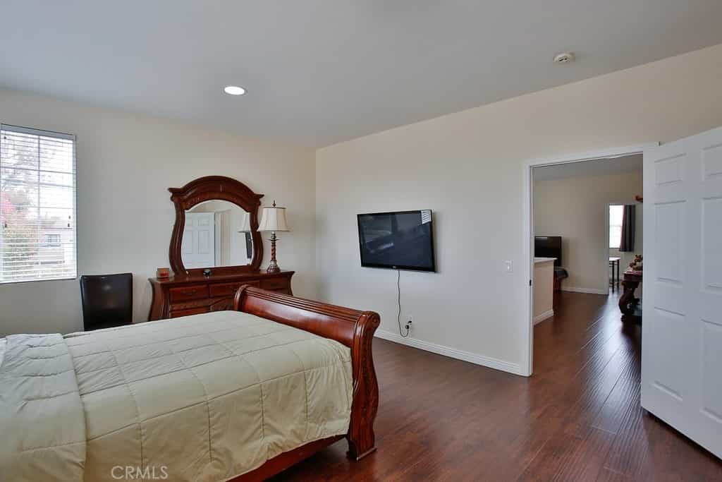 Condominium in Cypress, California 11010891