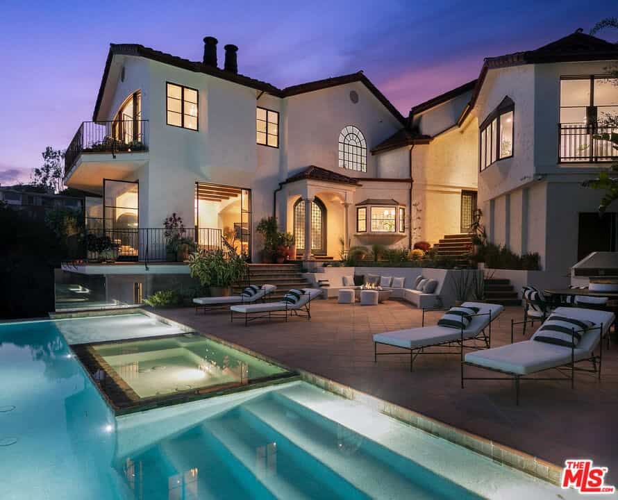 Condominium dans Los Angeles, California 11010925
