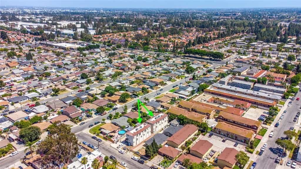 Condominium in Norwalk, California 11010961
