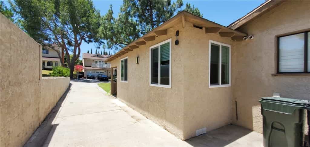 Dom w Lomita, California 11010980