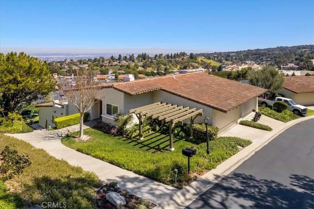 Condominium in Rollende heuvels landgoederen, Californië 11011146