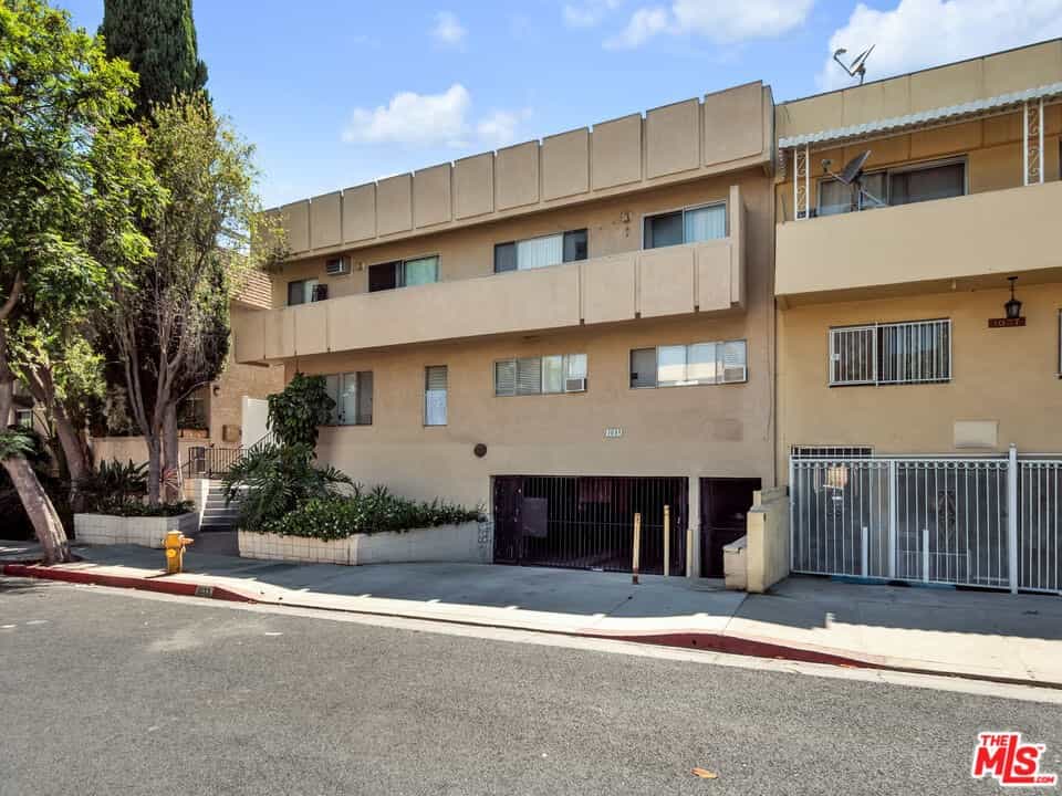 公寓 在 西好莱坞, 加利福尼亚州 11011392