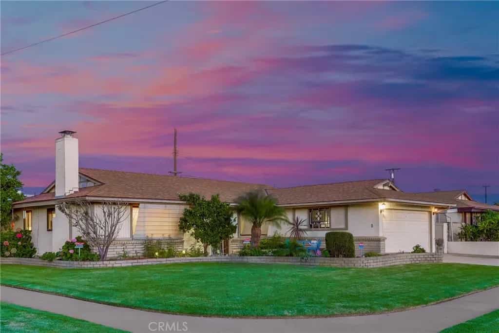 Hus i Los Alamitos, Californien 11011437