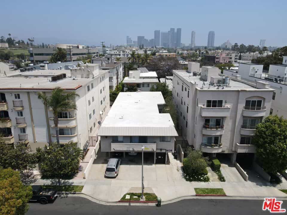 Condominium dans Los Angeles, California 11011621