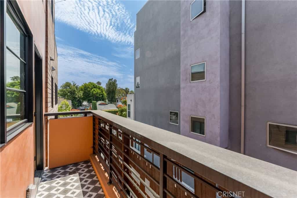 公寓 在 West Hollywood, California 11011641