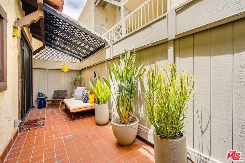 Condominium in Santa Monica, California 11011675