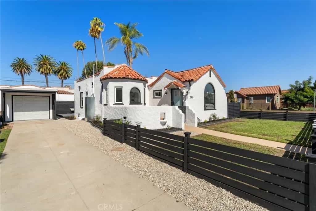 House in Baldwin Hills, California 11011686
