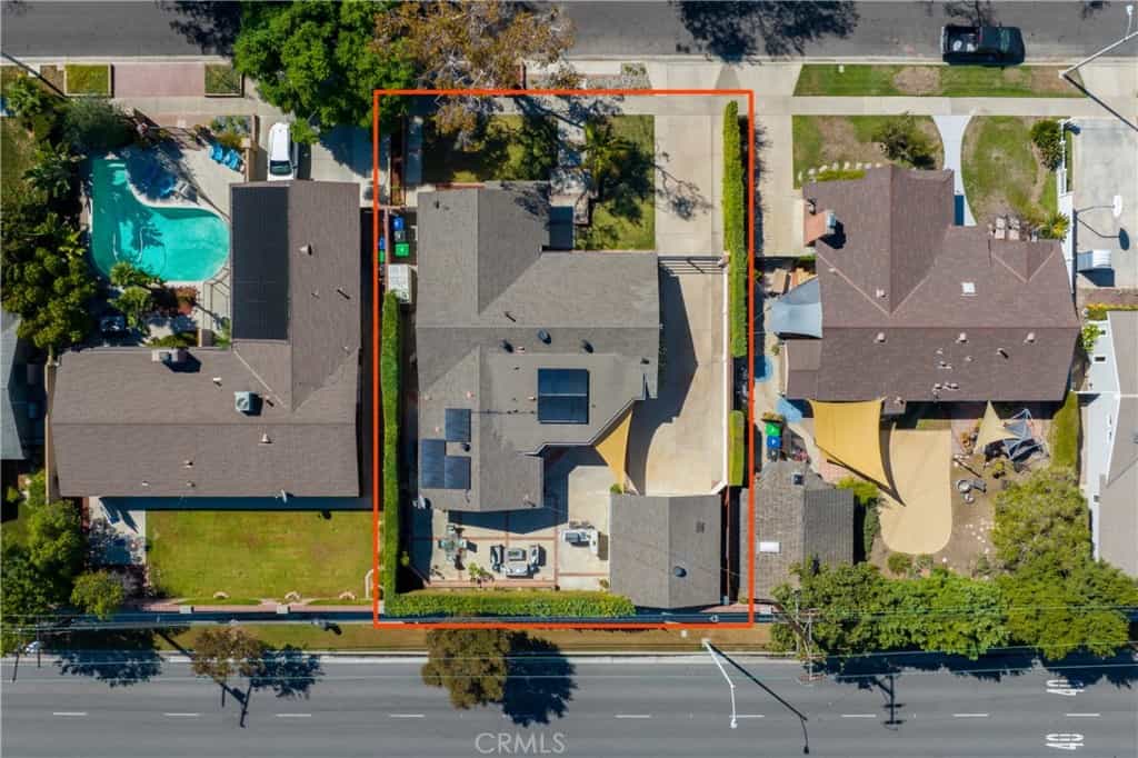 House in Los Alamitos, California 11011720