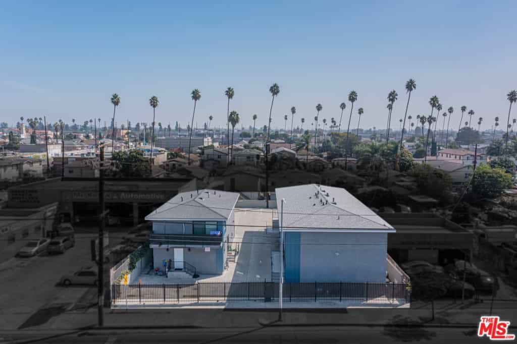 عمارات في Los Angeles, California 11011800