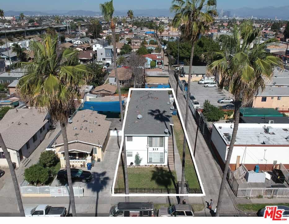 Condominium dans Los Angeles, California 11011994