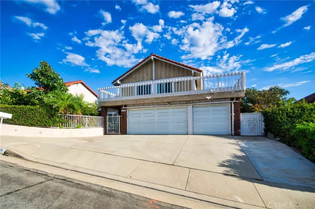 House in Montebello, California 11012013