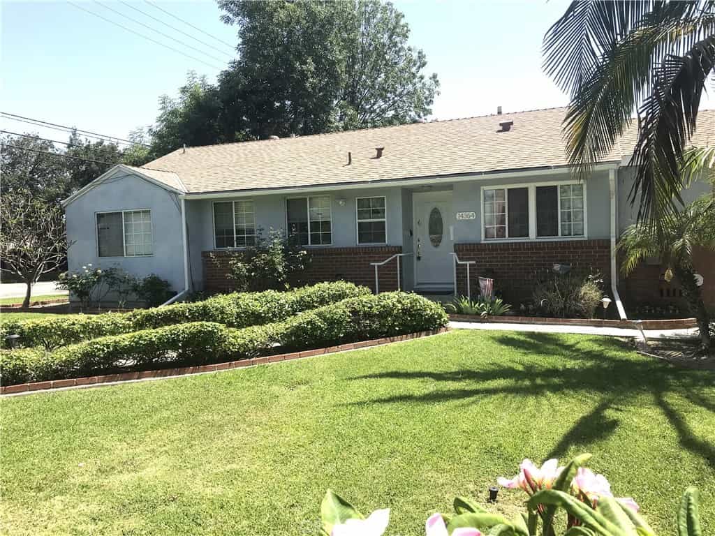 House in Whittier, California 11012027