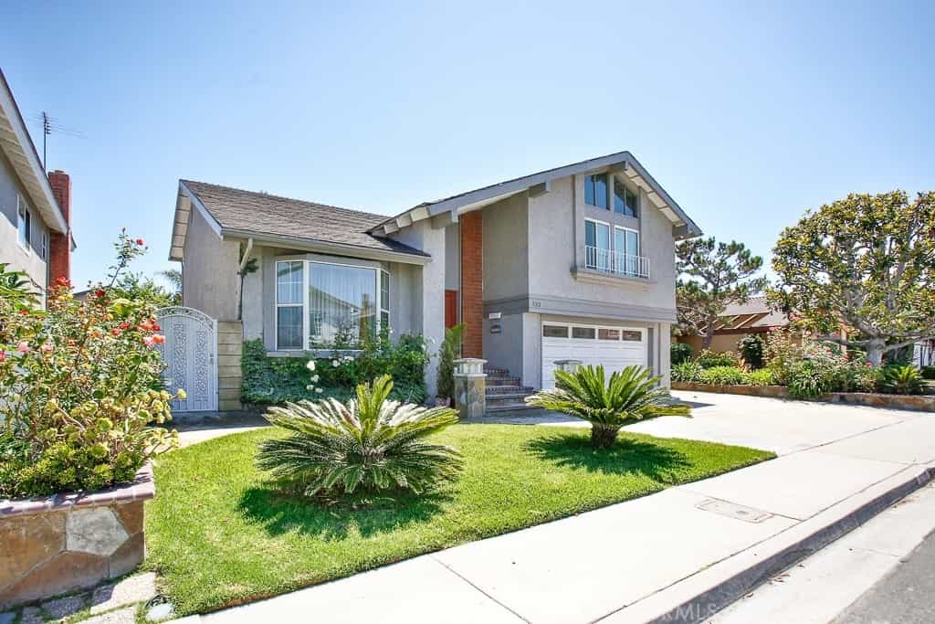 House in Westminster, California 11012059