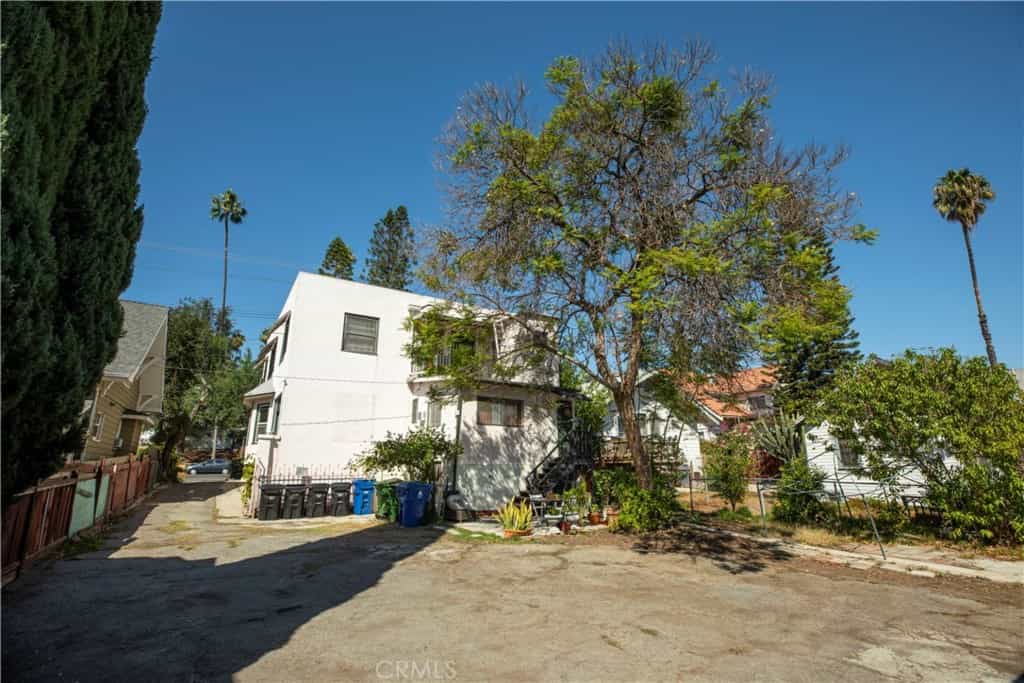 Condominium in Garvanza, Californië 11012115