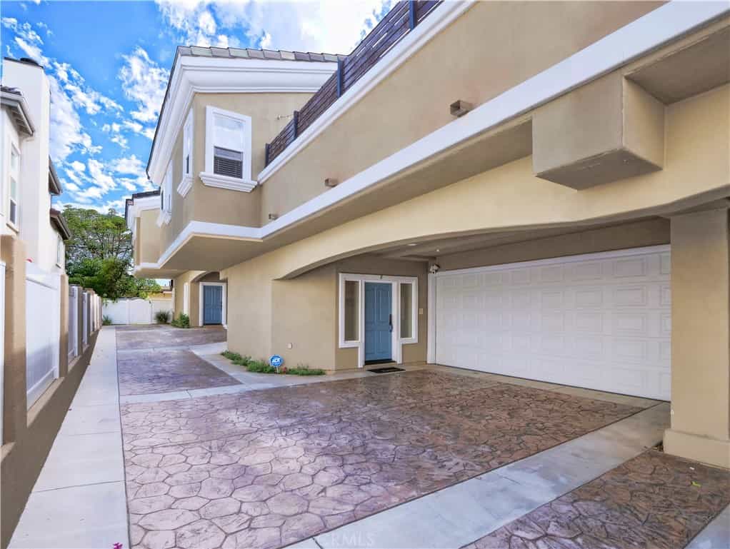 Condominium in Redondo Beach, California 11012247