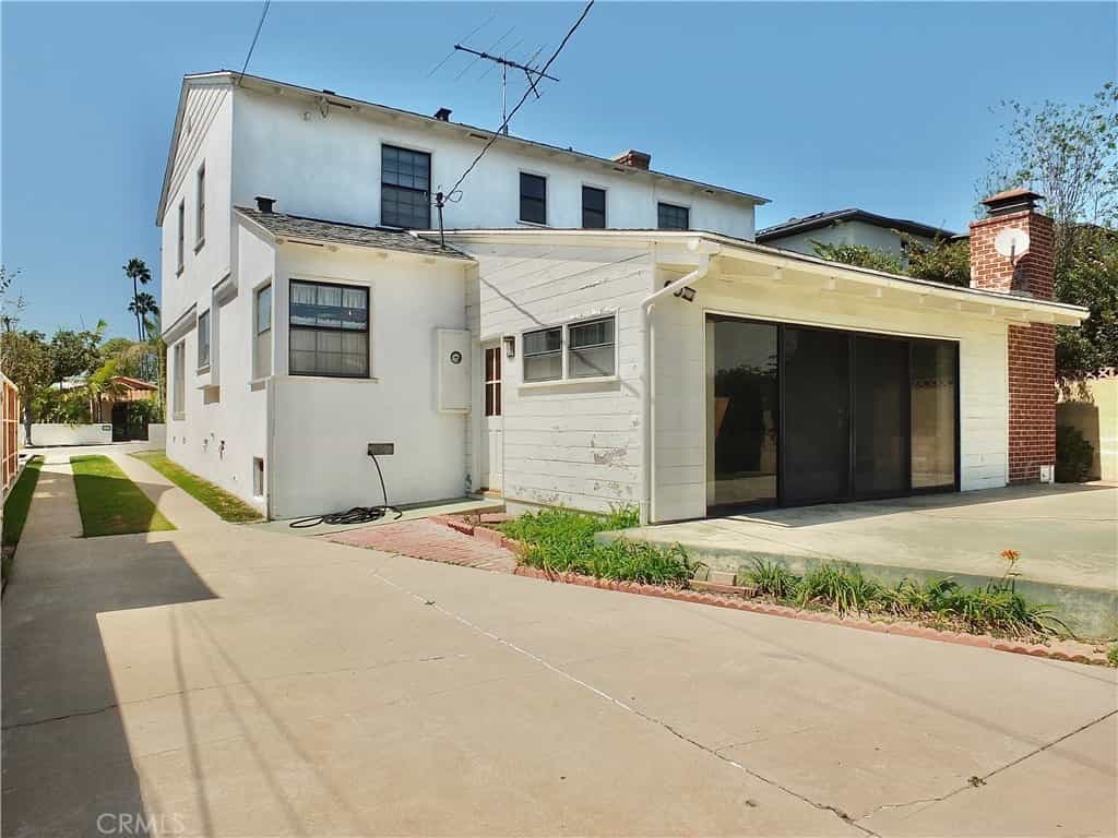 Dom w Long Beach, California 11012271
