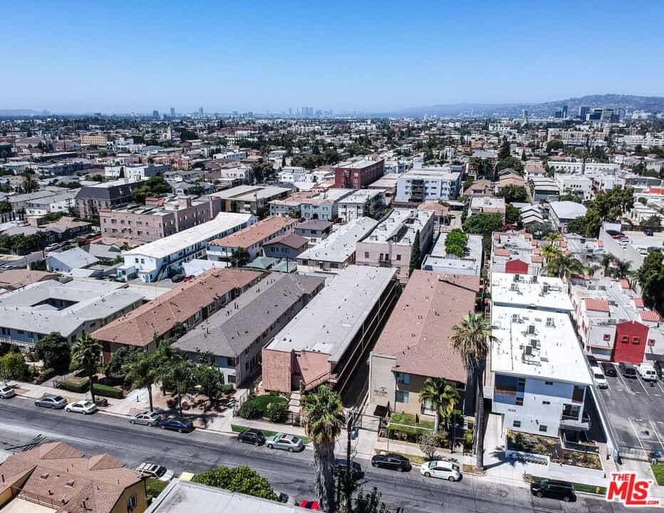 Condominio en Los Angeles, California 11012367