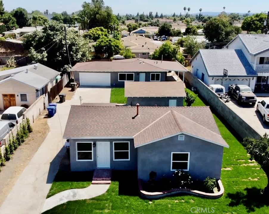 Rumah di Downey, Kalifornia 11012546