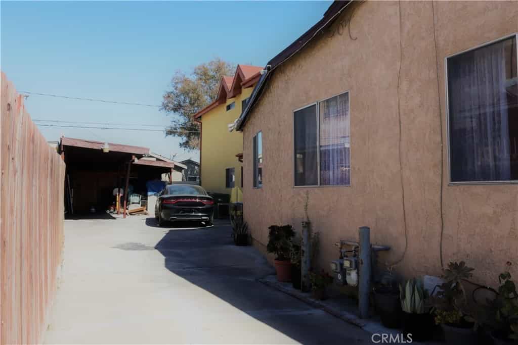 House in Hawthorne, California 11012555
