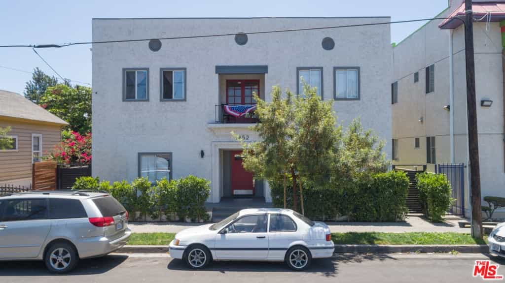 Condominium in Jefferson, Californië 11012579