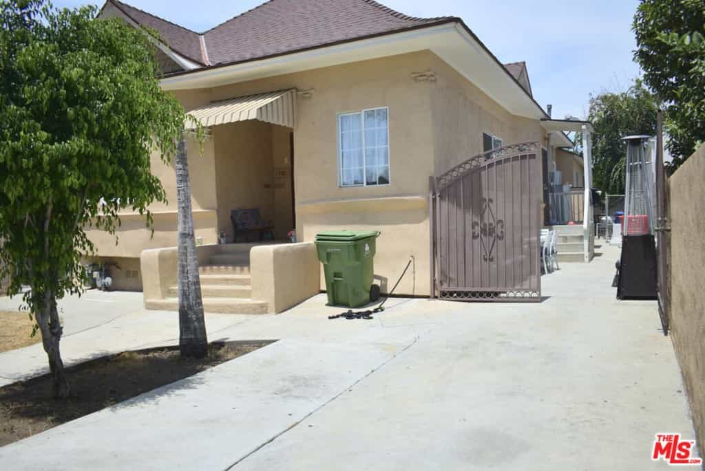 Condominium in Jefferson, California 11012648