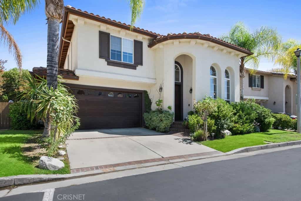 House in Calabasas, California 11012755