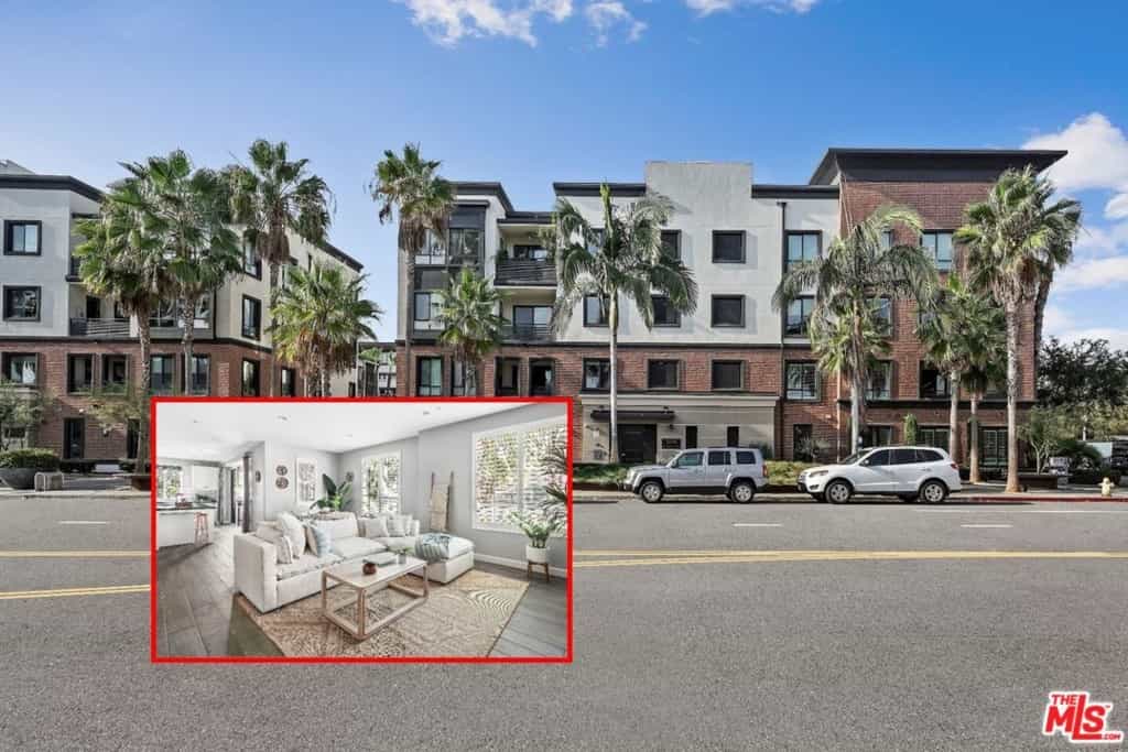 Condominium in Los Angeles, California 11012827