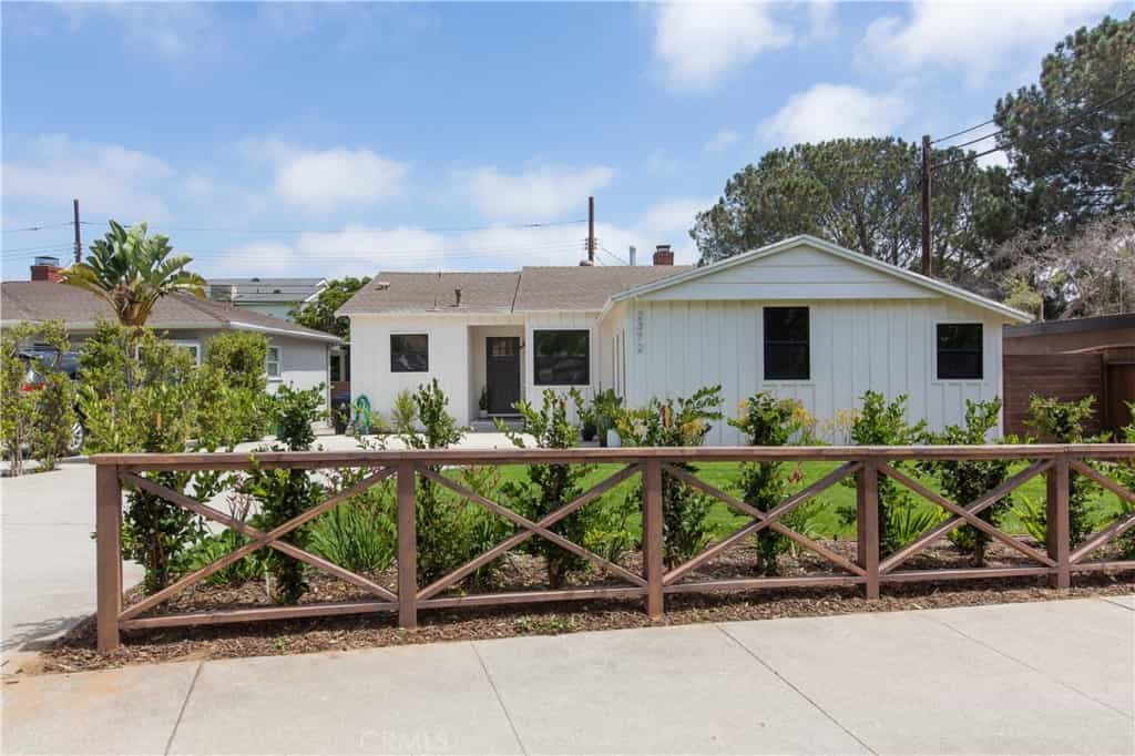 House in Santa Monica, California 11012929