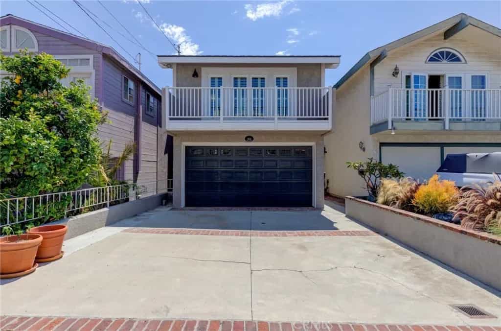 жилой дом в Redondo Beach, California 11013034