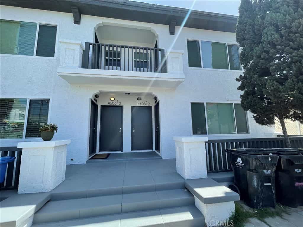 Condominium in Van Ness, California 11013057