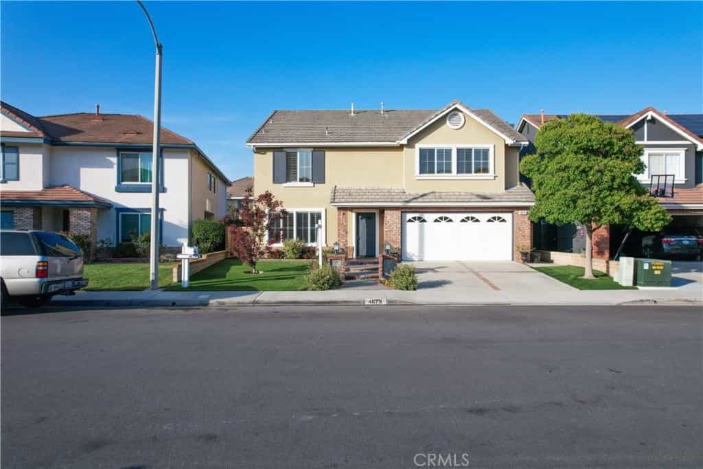 Condominium in Cypress, California 11013078
