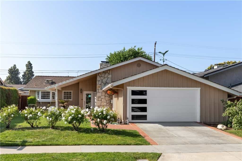House in Long Beach, California 11013142