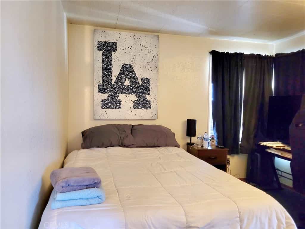 Квартира в Los Angeles, California 11013205