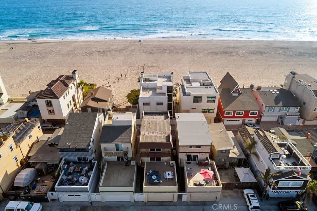 House in Seal Beach, California 11013227