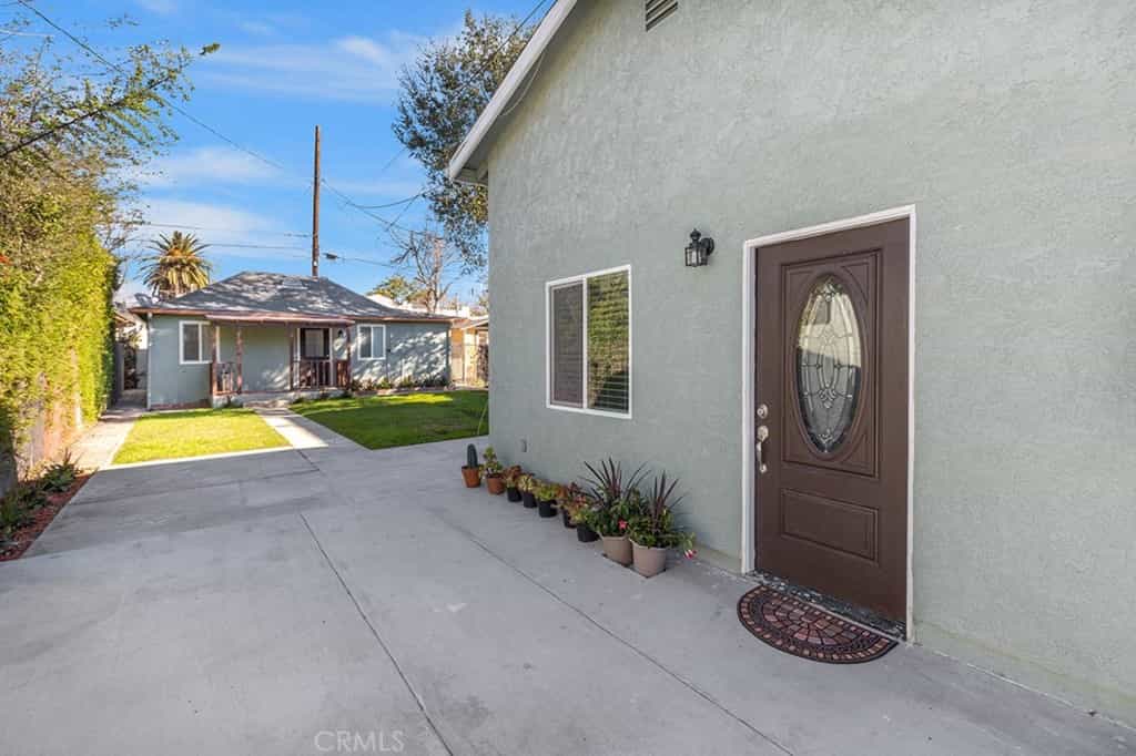 Condominium in Garvanza, California 11013469