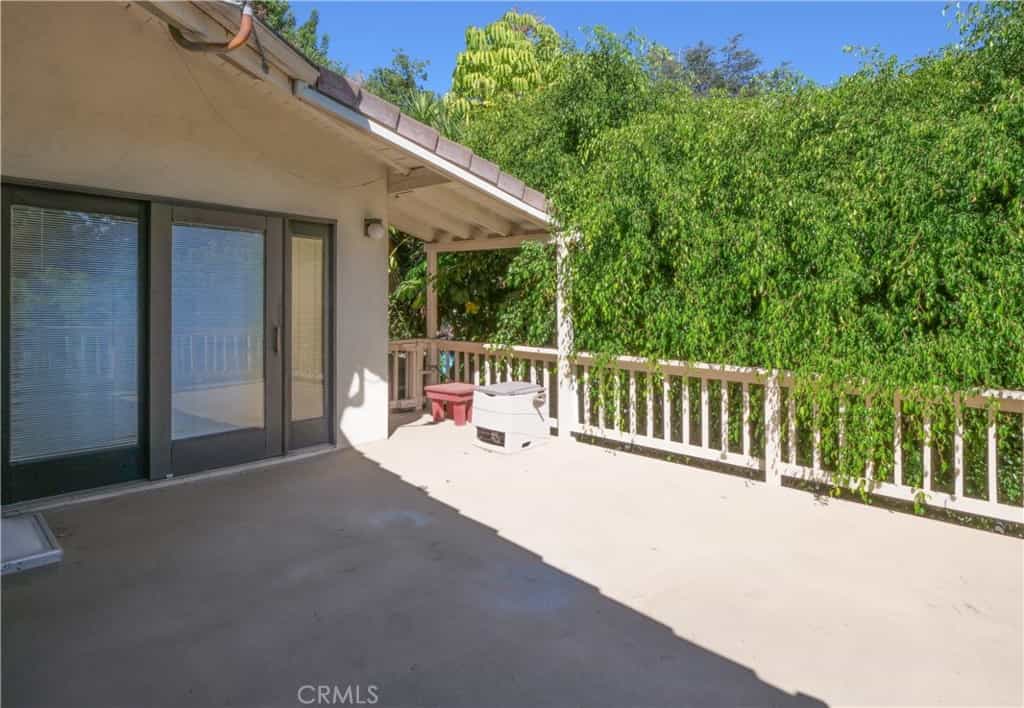 Dom w Rolling Hills Estates, California 11013477