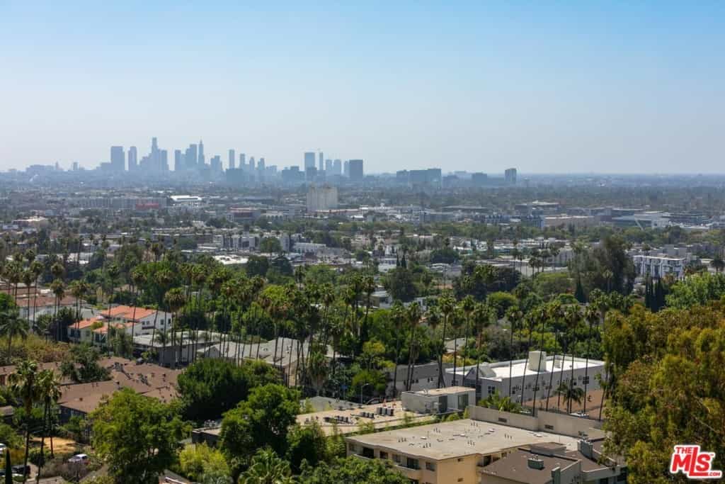 Kondominium dalam Los Angeles, California 11013481