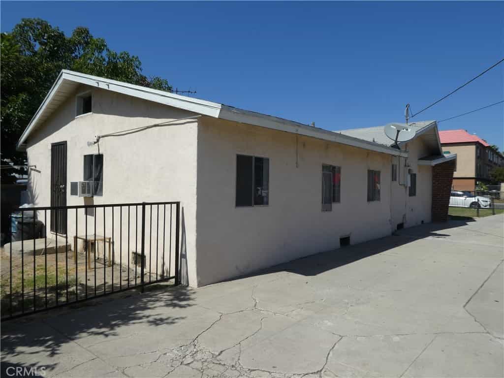 Квартира в Bell Gardens, California 11013500