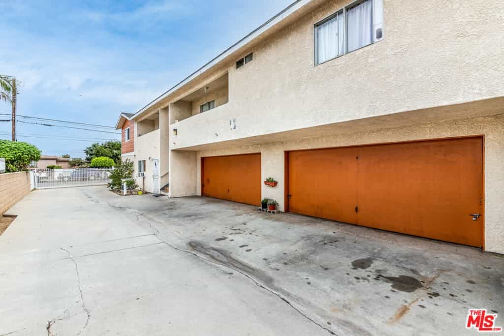 Condominium in Commerce, California 11013506