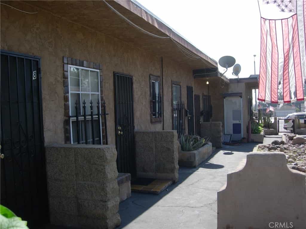 Condominium in Montebello, California 11013589