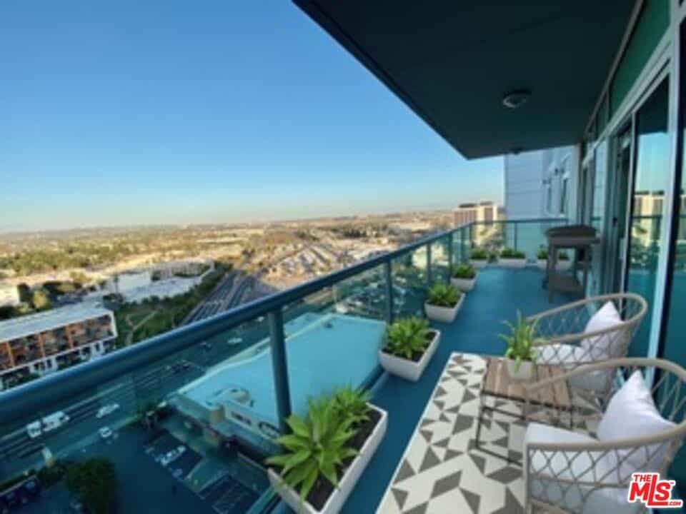 Condominium dans Los Angeles, California 11013611
